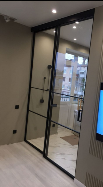 ПЕРЕГОРОДКА СТЕКЛЯННАЯ РАЗДВИЖНАЯ СЕРИИ "ЛОФТ" В ПРОЕМ, НА АЛЮМИНИЕВОМ ПРОФИЛЕ